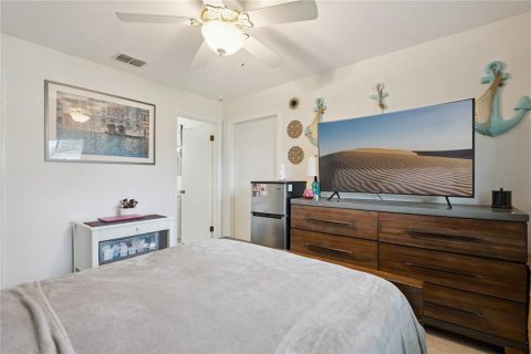 Casa en venta en Deltona, Florida, 3 dormitorios, 96.25 m2 № 2151663 - foto 16