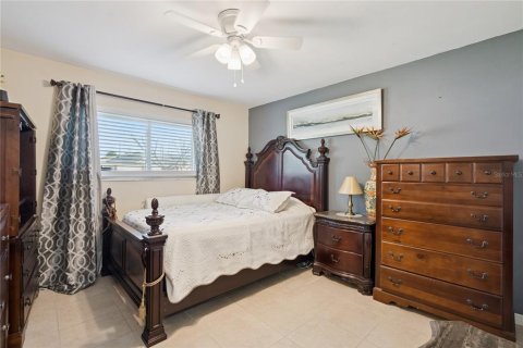 Casa en venta en Deltona, Florida, 3 dormitorios, 96.25 m2 № 2151663 - foto 15