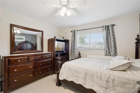 Casa en venta en Deltona, Florida, 3 dormitorios, 96.25 m2 № 2151663 - foto 19