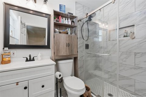 Casa en venta en Tampa, Florida, 5 dormitorios, 205.13 m2 № 2234462 - foto 29