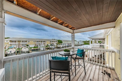 Condominio en alquiler en Saint Petersburg, Florida, 1 dormitorio, 76.46 m2 № 1555290 - foto 5