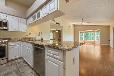 House in Spring Hill, Florida 3 bedrooms, 216.09 sq.m. № 1740679 - photo 15