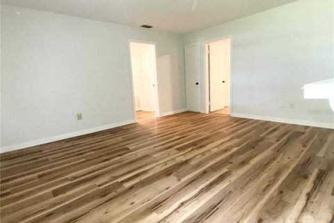 Appartement à louer à Orlando, Floride: 2 chambres, 93.65 m2 № 2100752 - photo 6