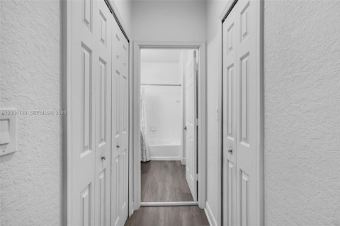 Adosado en venta en Homestead, Florida, 4 dormitorios, 160.91 m2 № 2068963 - foto 24