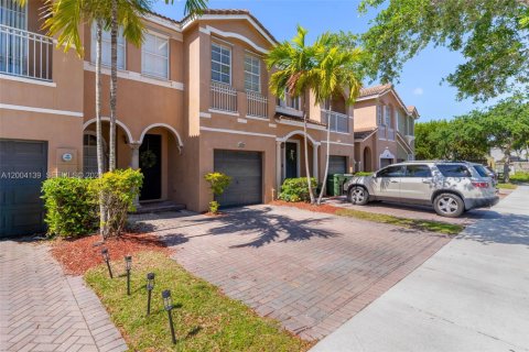 Adosado en venta en Homestead, Florida, 4 dormitorios, 160.91 m2 № 2068963 - foto 3