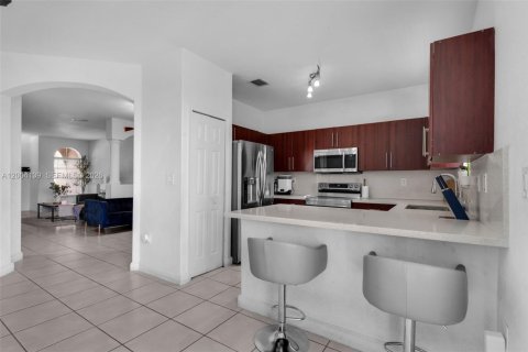 Adosado en venta en Homestead, Florida, 4 dormitorios, 160.91 m2 № 2068963 - foto 10