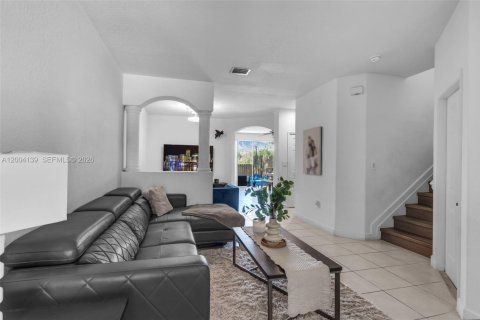 Adosado en venta en Homestead, Florida, 4 dormitorios, 160.91 m2 № 2068963 - foto 7