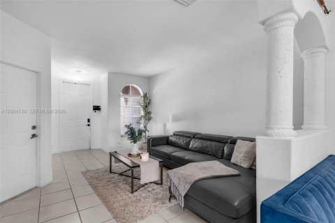 Adosado en venta en Homestead, Florida, 4 dormitorios, 160.91 m2 № 2068963 - foto 6