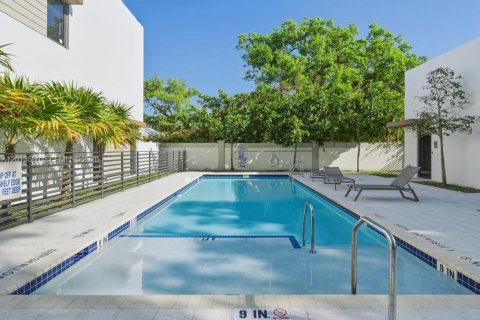 Townhouse in Dania Beach, Florida 4 bedrooms, 168.9 sq.m. № 2075846 - photo 29
