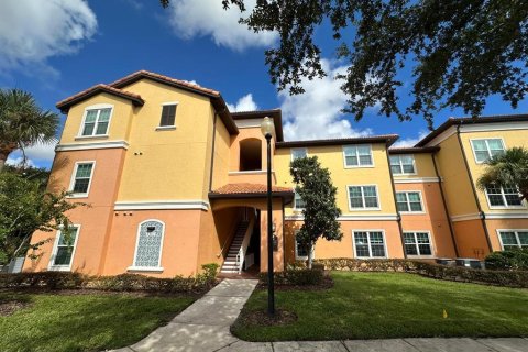 Condominio en alquiler en Orlando, Florida, 2 dormitorios, 101.54 m2 № 1911207 - foto 1