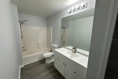 Condominio en alquiler en Orlando, Florida, 2 dormitorios, 101.54 m2 № 1911207 - foto 12