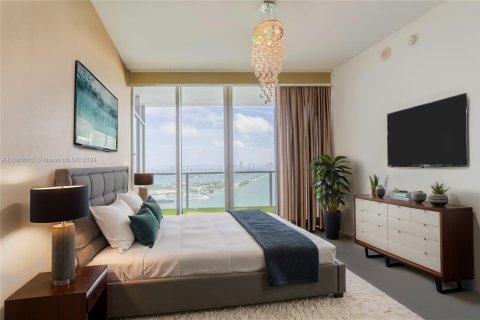 Condominio en venta en Miami, Florida, 2 dormitorios, 144.65 m2 № 1726029 - foto 11