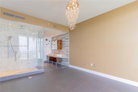 Condominio en venta en Miami, Florida, 2 dormitorios, 144.65 m2 № 1726029 - foto 13