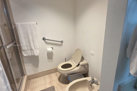 Condominio en venta en Aventura, Florida, 2 dormitorios, 150.69 m2 № 1974629 - foto 18