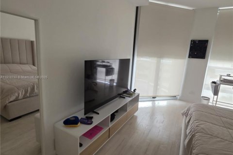 Condominio en venta en Aventura, Florida, 2 dormitorios, 150.69 m2 № 1974629 - foto 13