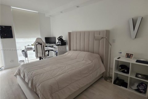 Condominio en venta en Aventura, Florida, 2 dormitorios, 150.69 m2 № 1974629 - foto 12