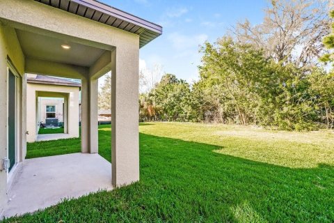 House in Tampa, Florida 4 bedrooms, 167.69 sq.m. № 2216379 - photo 16