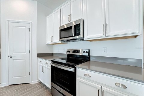 Casa en alquiler en Davenport, Florida, 3 dormitorios, 144.93 m2 № 1895103 - foto 4