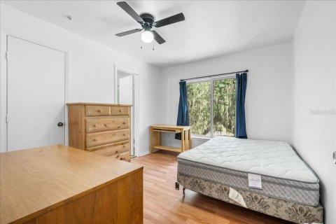 Condo in Gainesville, Florida, 4 bedrooms № 2236391 - photo 21