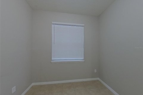 Villa ou maison à louer à Apopka, Floride: 3 chambres, 157.1 m2 № 2117761 - photo 4