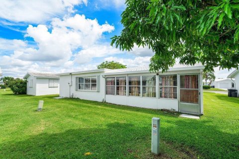 House in Boynton Beach, Florida 2 bedrooms, 119.57 sq.m. № 2246483 - photo 28