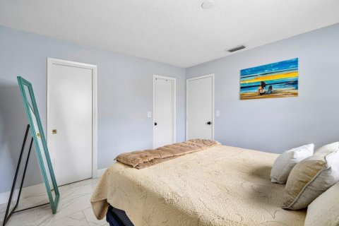 House in Boynton Beach, Florida 2 bedrooms, 119.57 sq.m. № 2246483 - photo 20