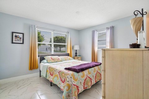 House in Boynton Beach, Florida 2 bedrooms, 119.57 sq.m. № 2246483 - photo 23