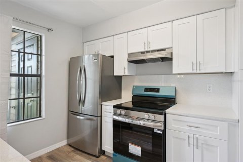 Adosado en venta en Casselberry, Florida, 2 dormitorios, 113.62 m2 № 2100600 - foto 16