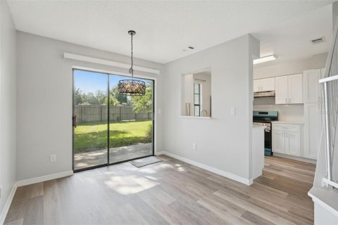 Adosado en venta en Casselberry, Florida, 2 dormitorios, 113.62 m2 № 2100600 - foto 14
