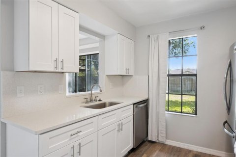 Adosado en venta en Casselberry, Florida, 2 dormitorios, 113.62 m2 № 2100600 - foto 17