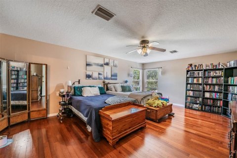 House in Riverview, Florida 4 bedrooms, 292.55 sq.m. № 2108227 - photo 30