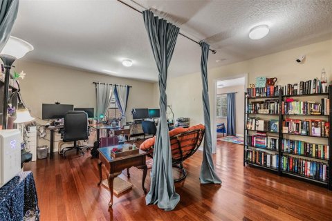 House in Riverview, Florida 4 bedrooms, 292.55 sq.m. № 2108227 - photo 20