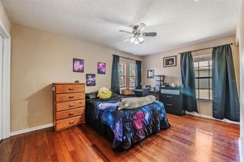 House in Riverview, Florida 4 bedrooms, 292.55 sq.m. № 2108227 - photo 26