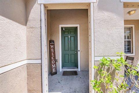 House in Riverview, Florida 4 bedrooms, 292.55 sq.m. № 2108227 - photo 4