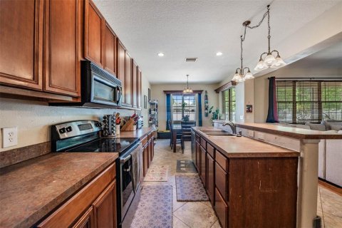House in Riverview, Florida 4 bedrooms, 292.55 sq.m. № 2108227 - photo 16