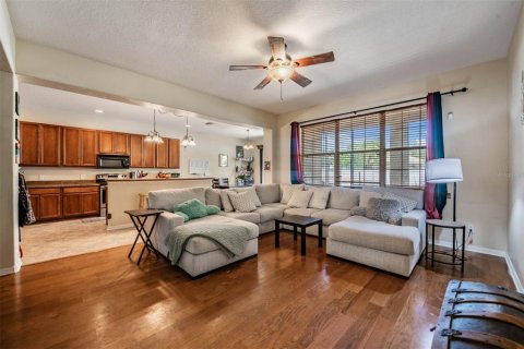 House in Riverview, Florida 4 bedrooms, 292.55 sq.m. № 2108227 - photo 8