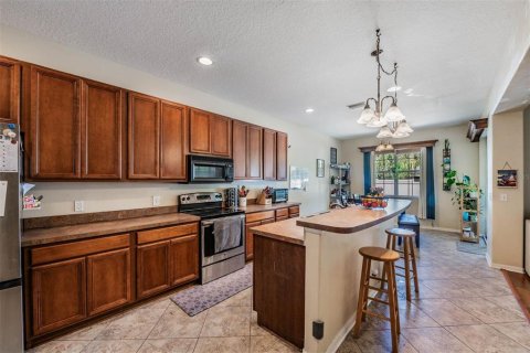 House in Riverview, Florida 4 bedrooms, 292.55 sq.m. № 2108227 - photo 13