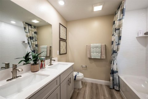 Villa ou maison à vendre à Riverview, Floride: 5 chambres, 311.87 m2 № 1626671 - photo 17