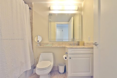 Condominio en venta en Miami, Florida, 2 dormitorios, 162.3 m2 № 1841232 - foto 26