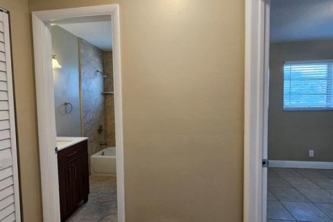 Copropriété à louer à Riviera Beach, Floride: 2 chambres, 71.53 m2 № 2406078 - photo 11