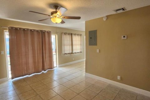 Copropriété à louer à Riviera Beach, Floride: 2 chambres, 71.53 m2 № 2406078 - photo 8