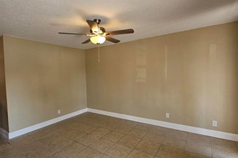 Copropriété à louer à Riviera Beach, Floride: 2 chambres, 71.53 m2 № 2406078 - photo 6