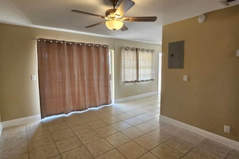 Copropriété à louer à Riviera Beach, Floride: 2 chambres, 71.53 m2 № 2406078 - photo 9