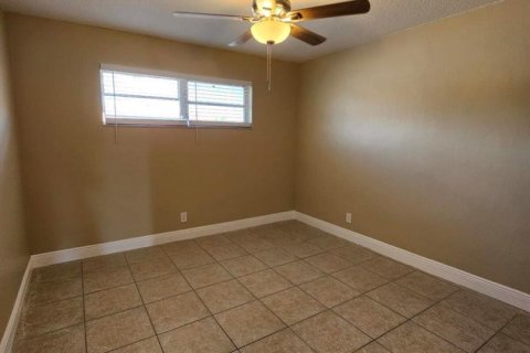 Copropriété à louer à Riviera Beach, Floride: 2 chambres, 71.53 m2 № 2406078 - photo 12