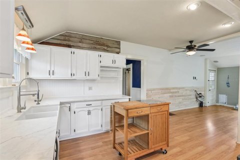 Casa en venta en Dade City, Florida, 3 dormitorios, 173.17 m2 № 1835194 - foto 18
