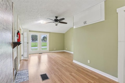 Casa en venta en Dade City, Florida, 3 dormitorios, 173.17 m2 № 1835194 - foto 8