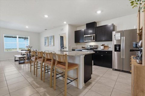 House in Lake Alfred, Florida 3 bedrooms, 157 sq.m. № 2345640 - photo 8