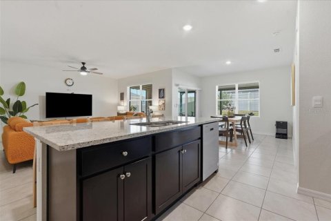 House in Lake Alfred, Florida 3 bedrooms, 157 sq.m. № 2345640 - photo 11