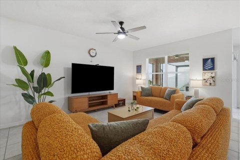 House in Lake Alfred, Florida 3 bedrooms, 157 sq.m. № 2345640 - photo 4