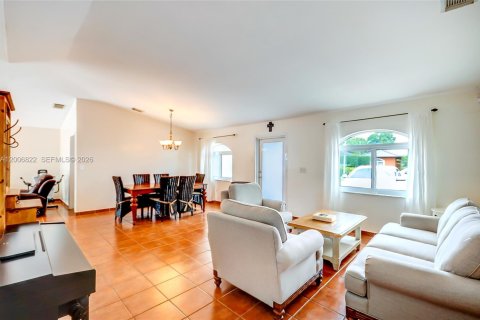 Купить виллу или дом в Майами, Флорида 3 спальни, 160.26м2, № 2075225 - фото 8